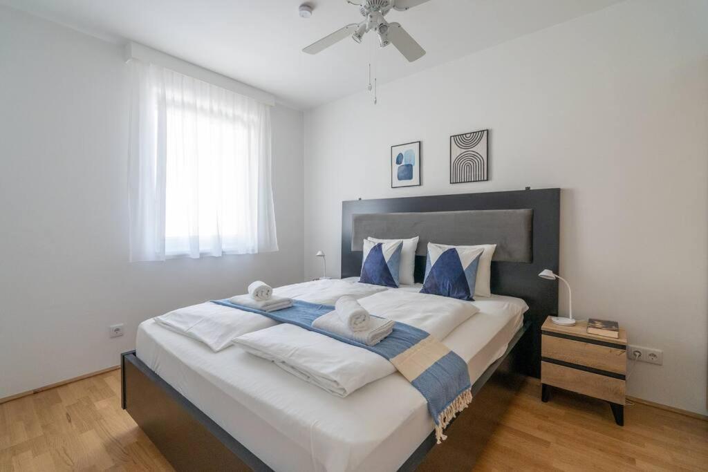 Urban 1Br Retreat, Easy City Link By Hm Wina Bagian luar foto