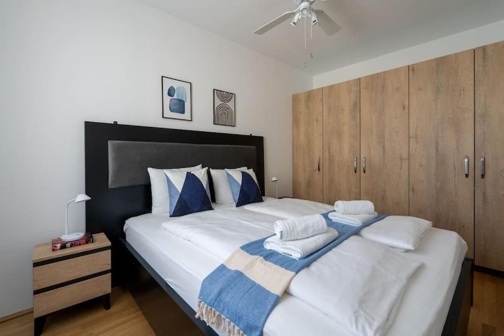 Urban 1Br Retreat, Easy City Link By Hm Wina Bagian luar foto